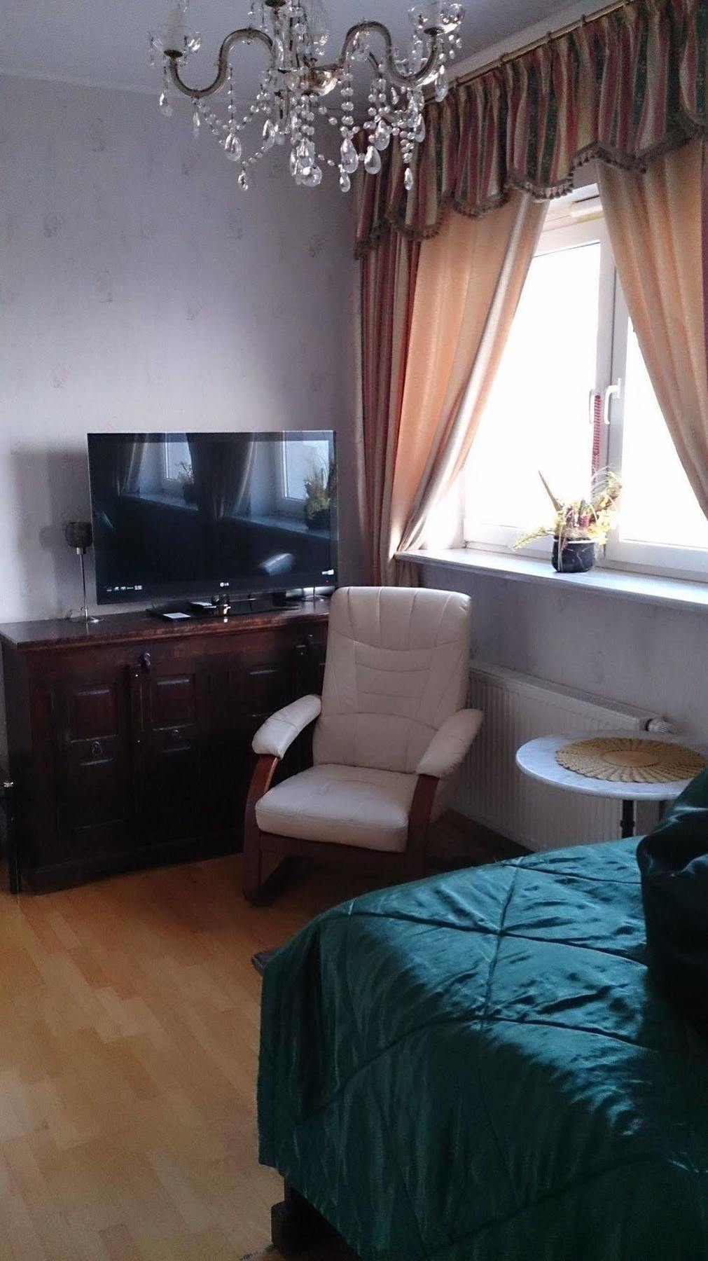 Babka Wiezowiec Noclegi Varsovia Exterior foto